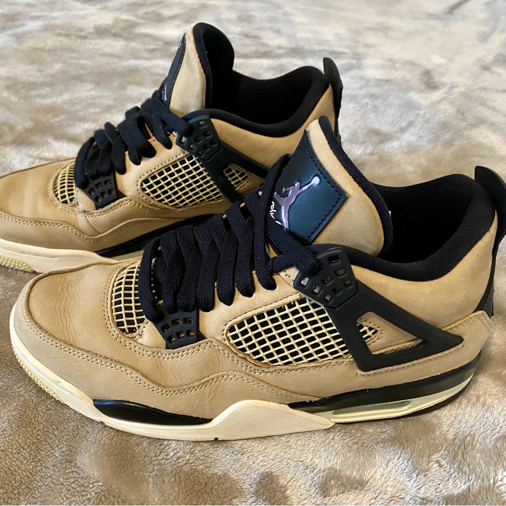 Nike Air Jordan 4 Retro IV Fossil Mushroom AQ9129-200 Size 8